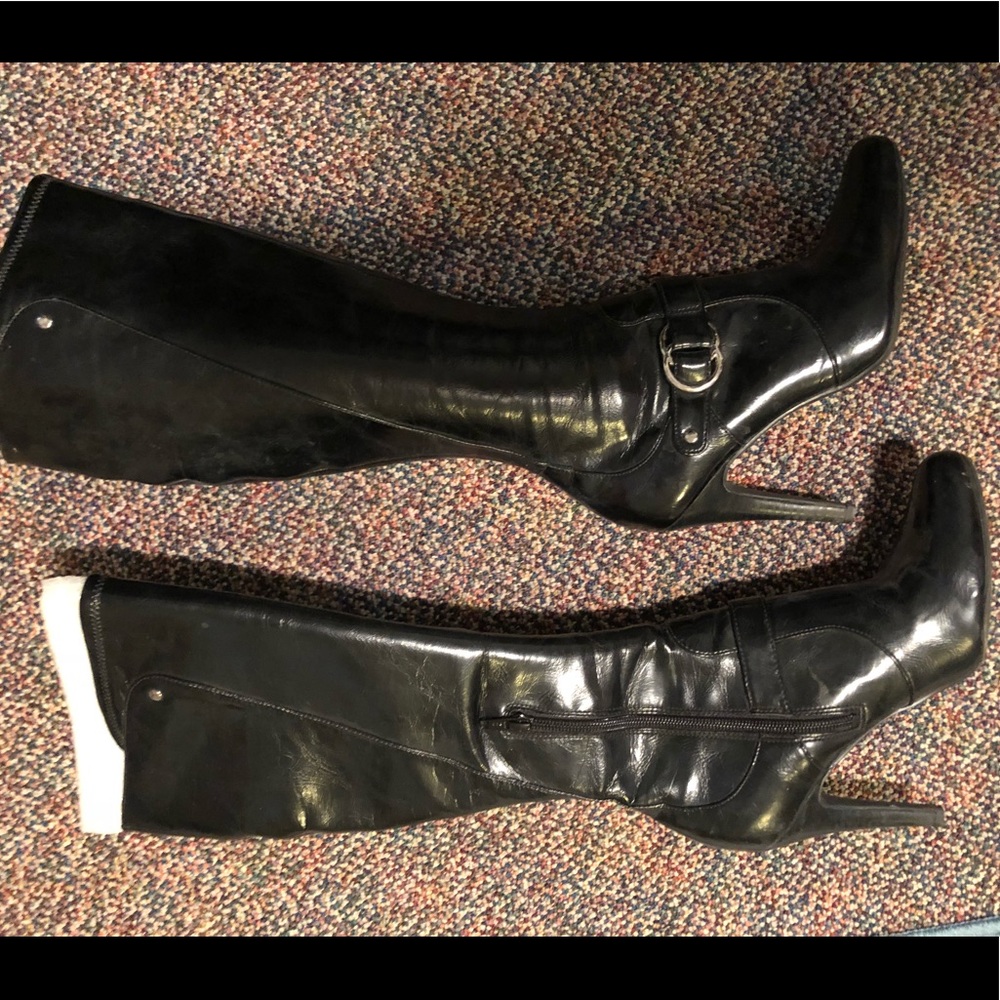 Black faux leather knee high heel boots - Picture 5 of 5